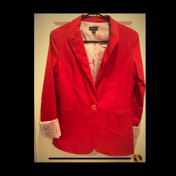Red Blazer - Picture 1 of 1